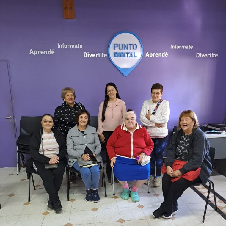 Taller de Uso y Manejo de Tecnologías para adultos mayores