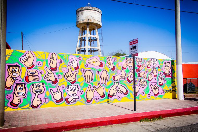 Mural Inclusivo Día Nacional de la Persona Sorda
