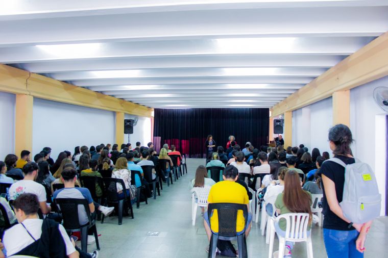 Facultad de Arquitectura, Urbanismo y Diseño en Monte Cristo