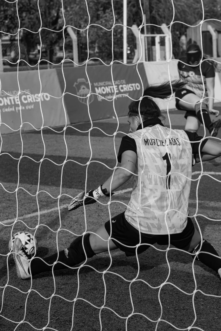 Las Murciélagas rumbo al mundial, pero antes pasaron por Monte Cristo
